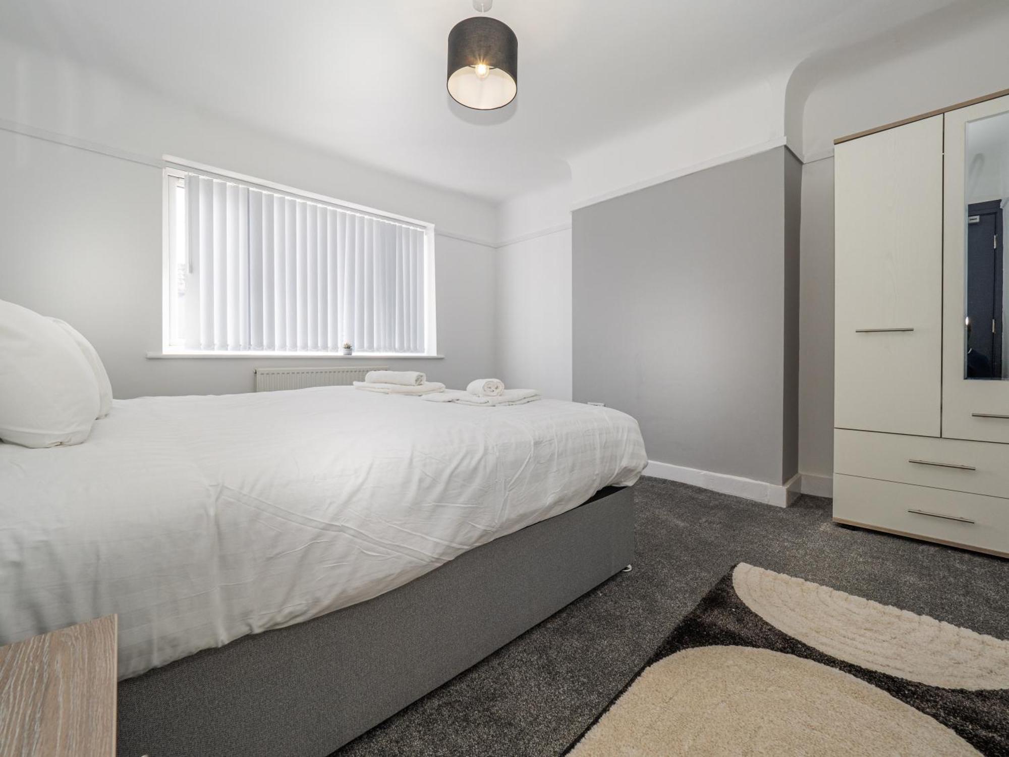 3Br Haven Retreat In Wallasey With Free Street Parking Екстер'єр фото