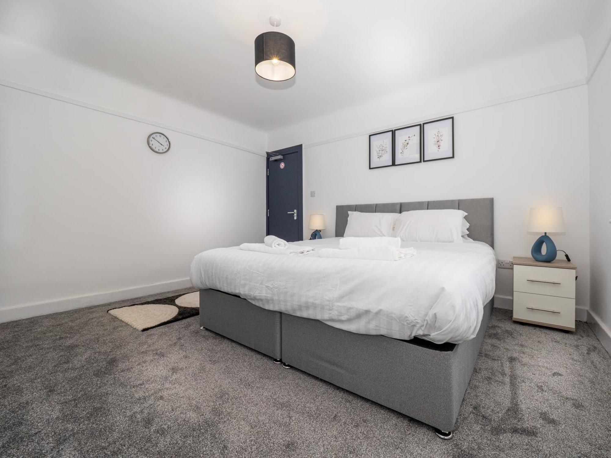 3Br Haven Retreat In Wallasey With Free Street Parking Екстер'єр фото